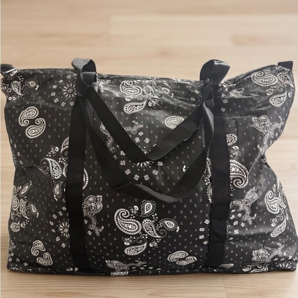 Black Paisley Foldable Travel Tote – Compact to Extra Large Duffle